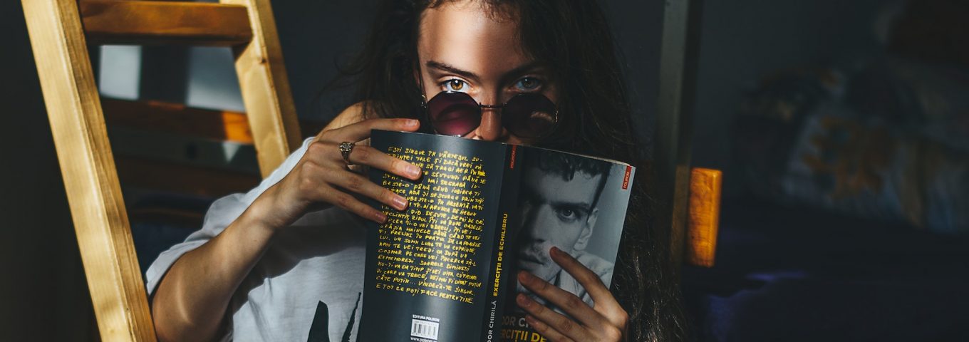 cumpărăm cărți la kg